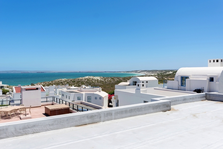 5 Bedroom Property for Sale in Paradise Beach Western Cape
